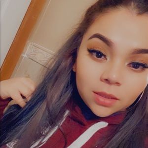 Meet your Posher, Mayra